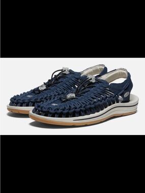 KEEN Uneek Sandals Navy Bungee Hiking Sport Waterproof Water Shoes Size 9